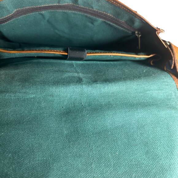 Tan Leather Saddle Crossbody Bag Flap Buckle Closure Western Style handmade - Picture 9 of 14